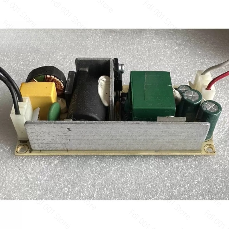 Ac Power Supply - Desmontar la fuente de alimentación VCT60US12